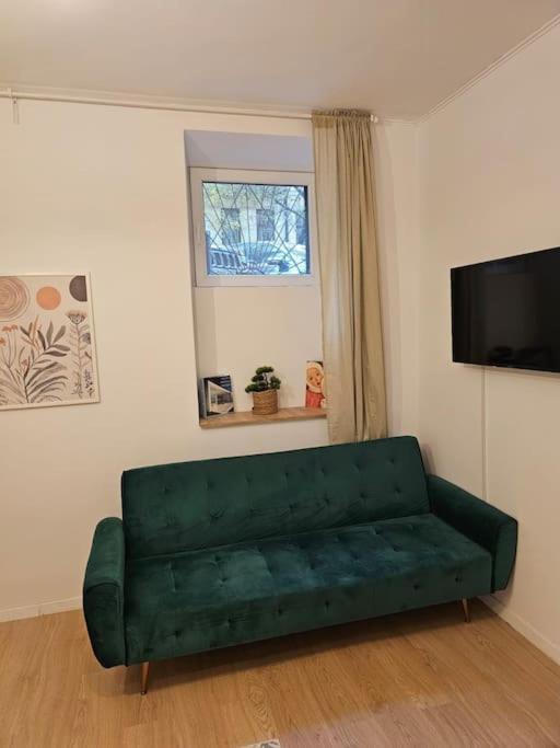 Heart Of City Center 4Br 2Bath 10 Pers Bukarest Kültér fotó